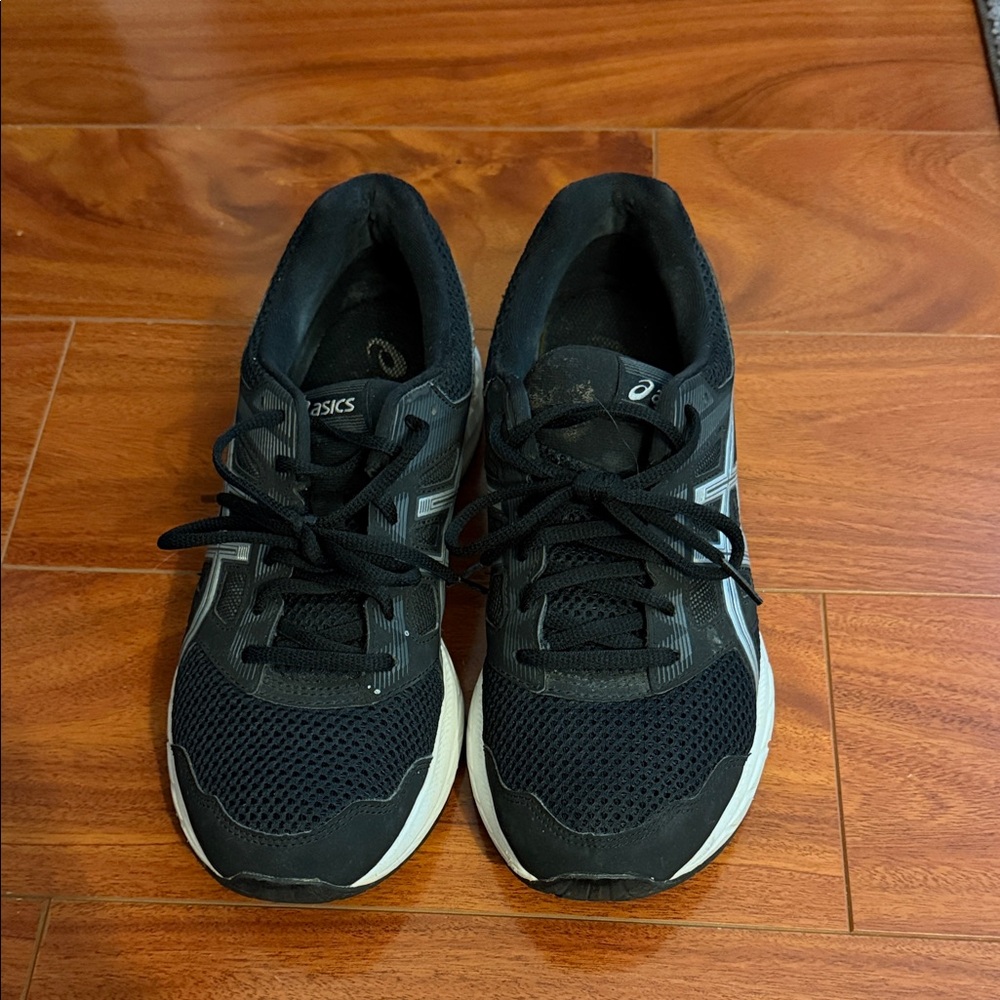 ASICS Black and White Athletic Shoes